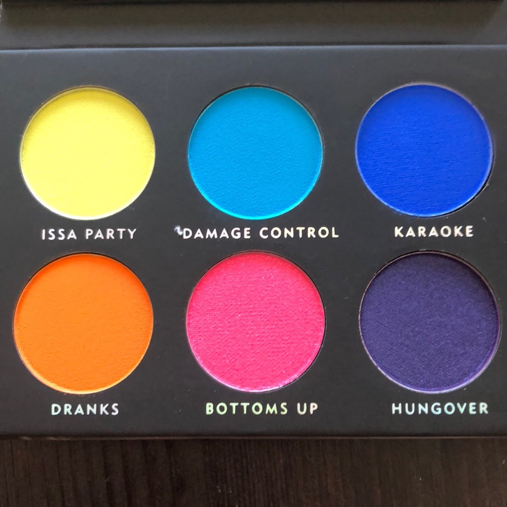 Laura Lee eyeshadow palette